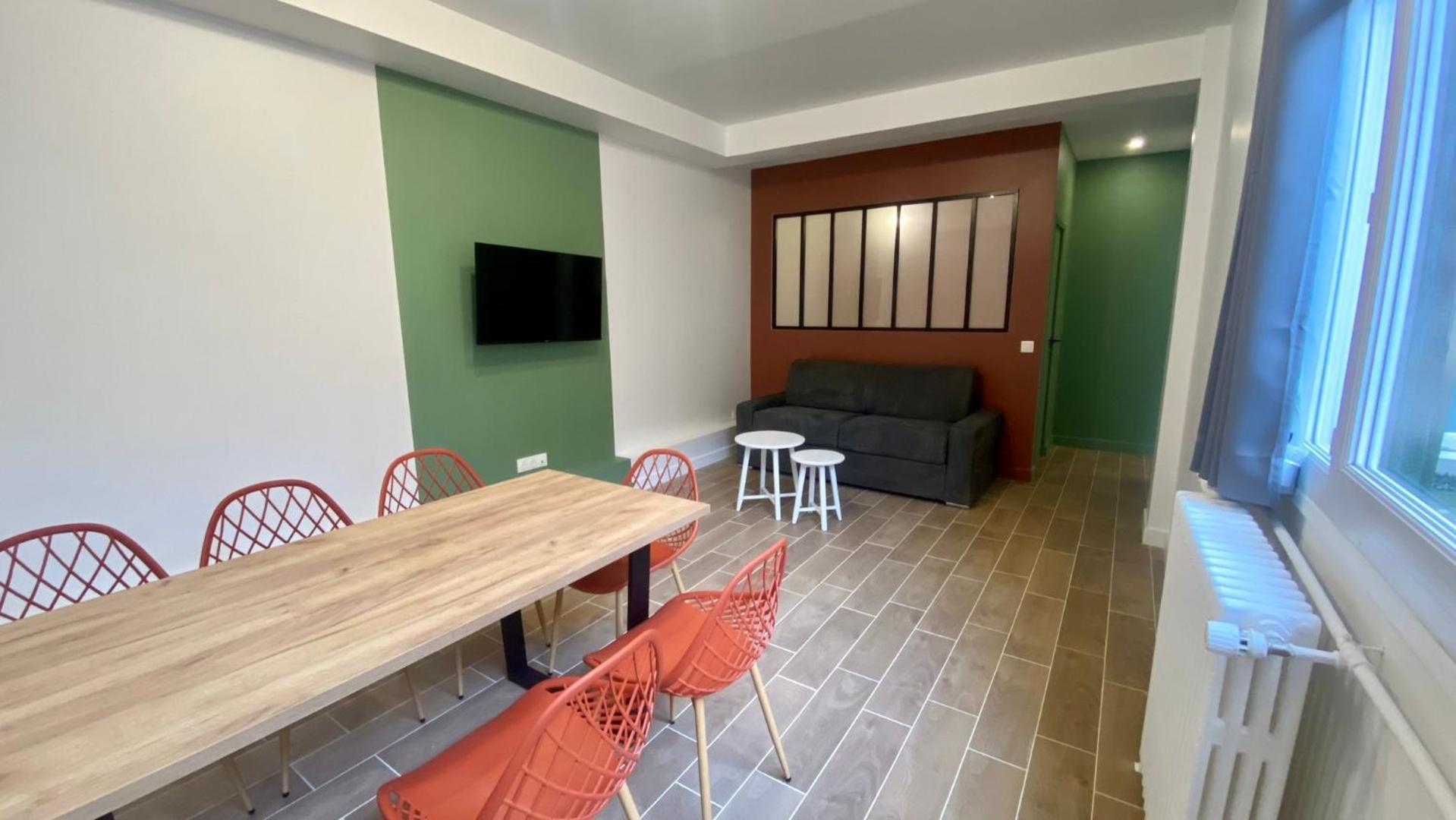 Spacious Flat Near Grands Boulevards 6p Appartamento